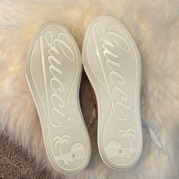 Brand new Gucci Pink GG Canvas and Leather Sneakers - Picture 4 of 4